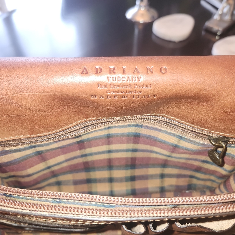 A.D. Firenze Handmade Leather Crossbody Satchel - Picture 4 of 12